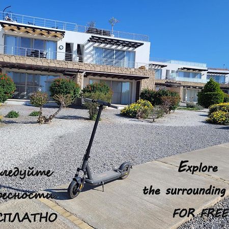 Sea And Mountain View Beachfront Penthouse Yali Экстерьер фото