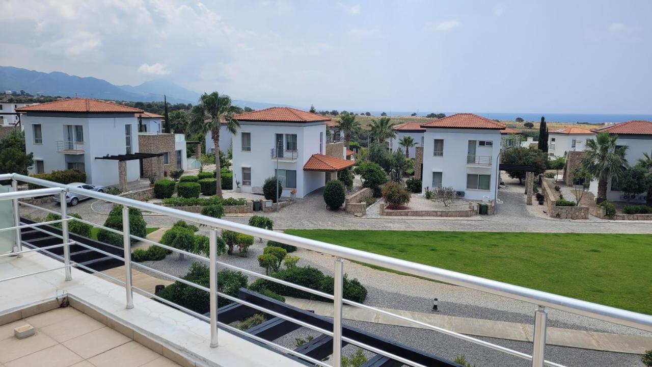 Sea And Mountain View Beachfront Penthouse Yali Экстерьер фото