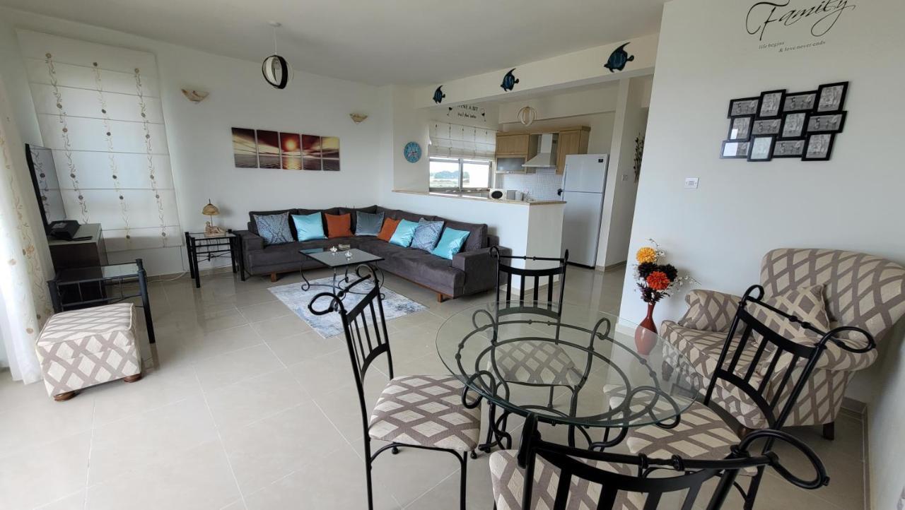 Sea And Mountain View Beachfront Penthouse Yali Экстерьер фото