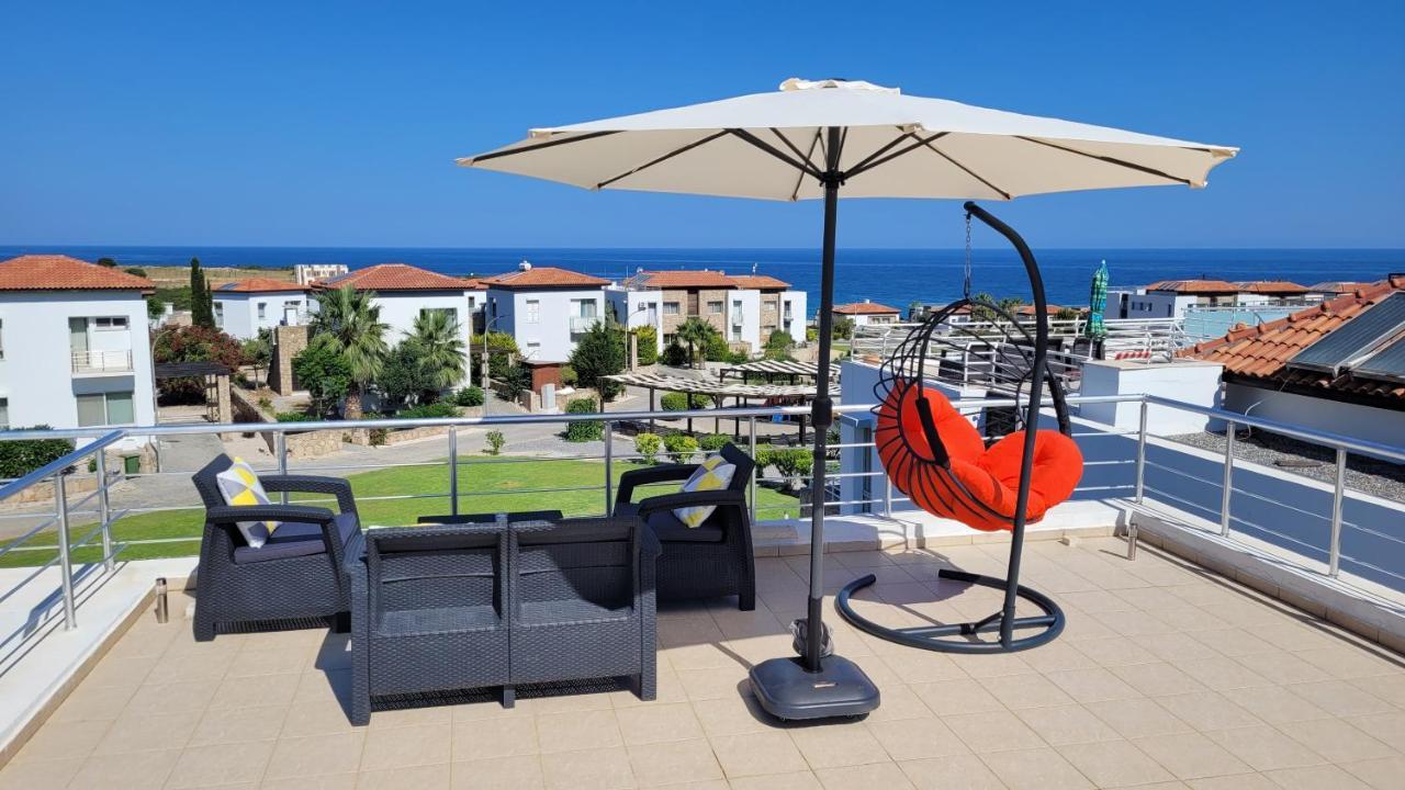 Sea And Mountain View Beachfront Penthouse Yali Экстерьер фото